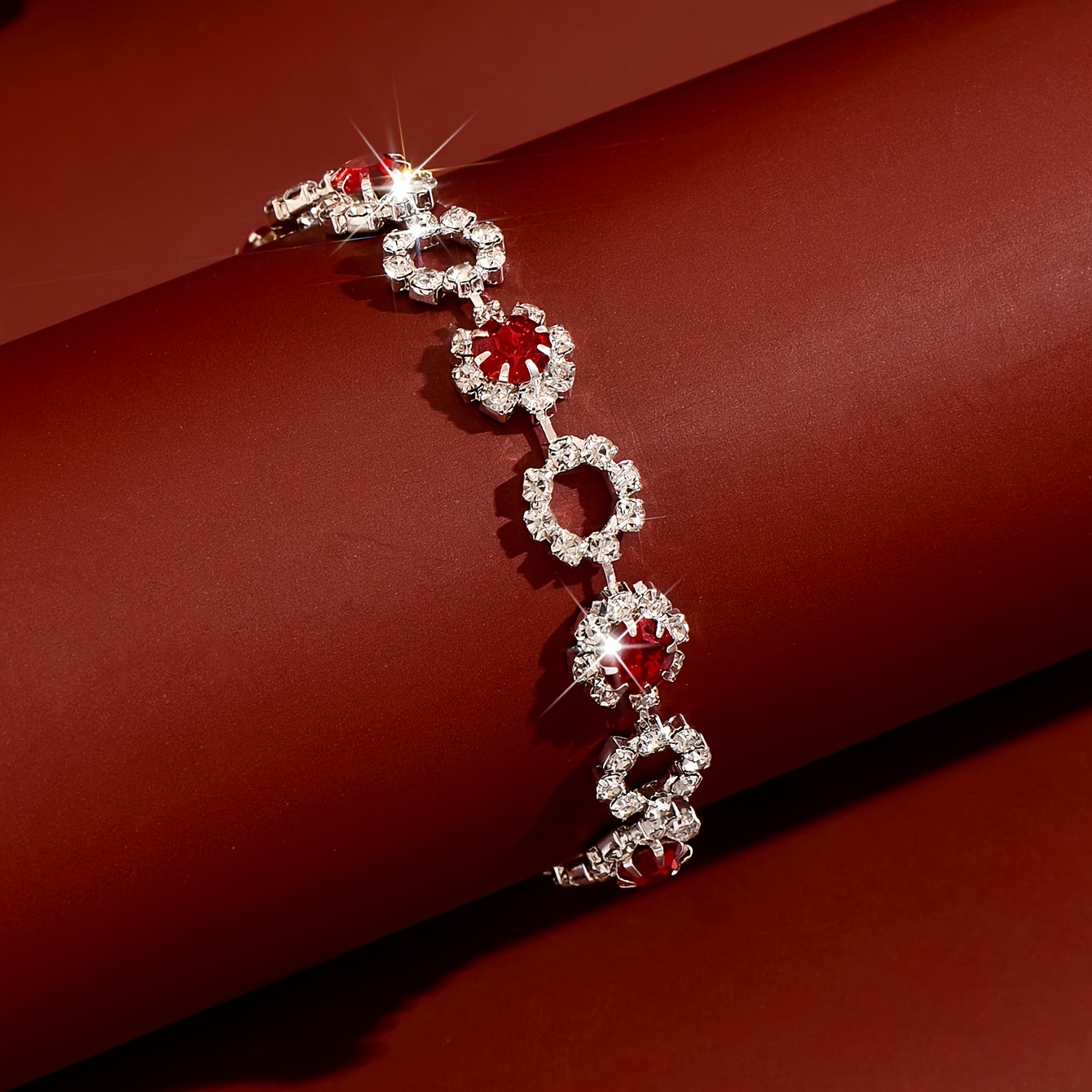 Women's Vintage-Style Floral Rhinestone Bracelet, Elegant Gift